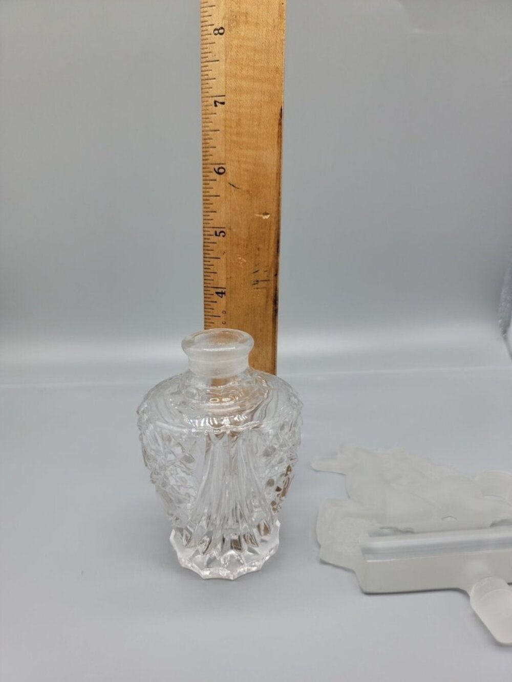 Lady Godiva Crystal Perfume Bottle Czechoslovakia Nude Horseback Stopper 1930s - Picture 15 of 16
